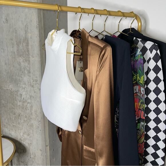 New Express White High Neck Mesh Sleeveless Cropped Cutout Top - Picture 5 of 17